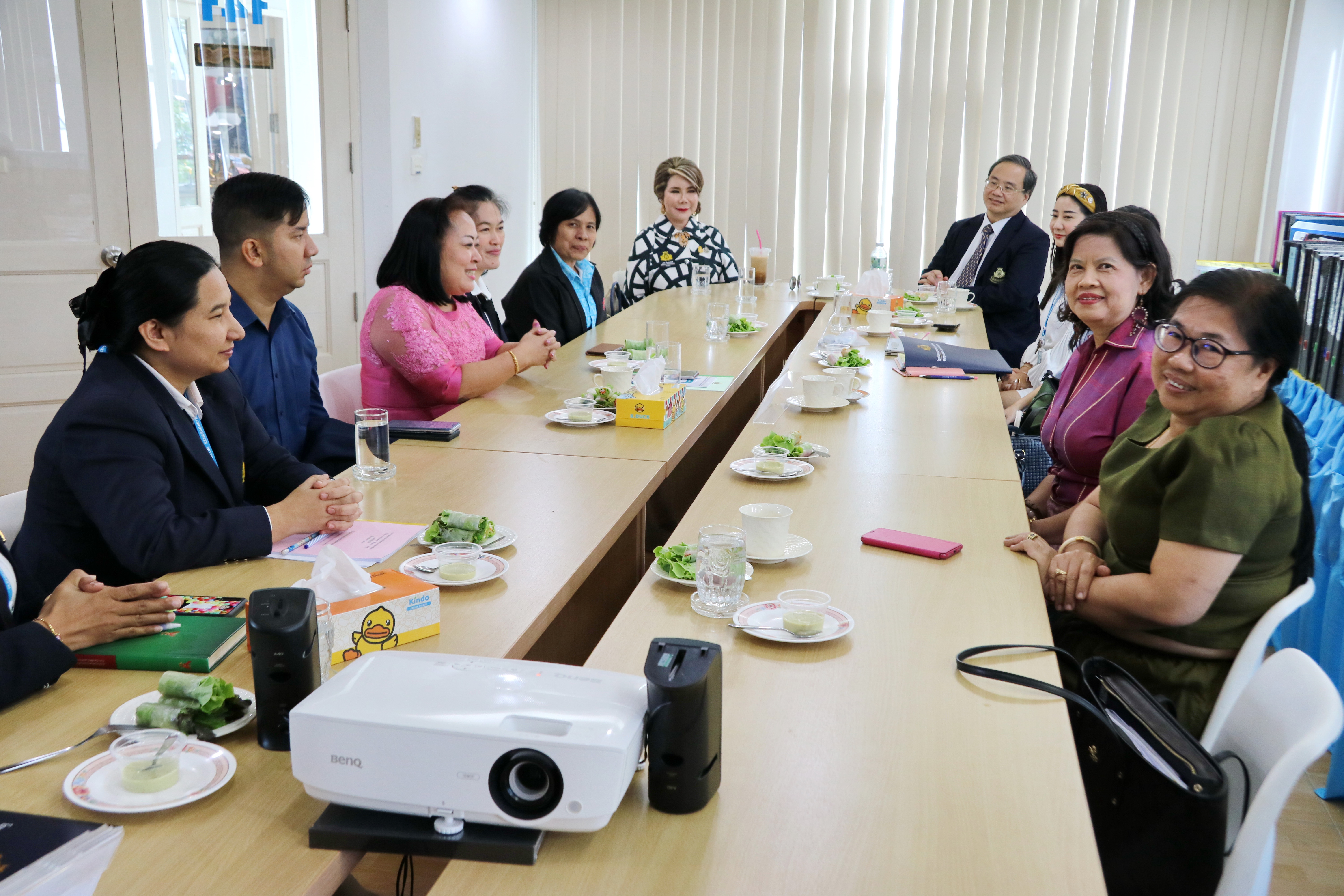(สมศ.) ตรวจเยี่ยมสถานศึกษา โรงเรียนอนุบาลเปล่งประสิทธิ์สายลม